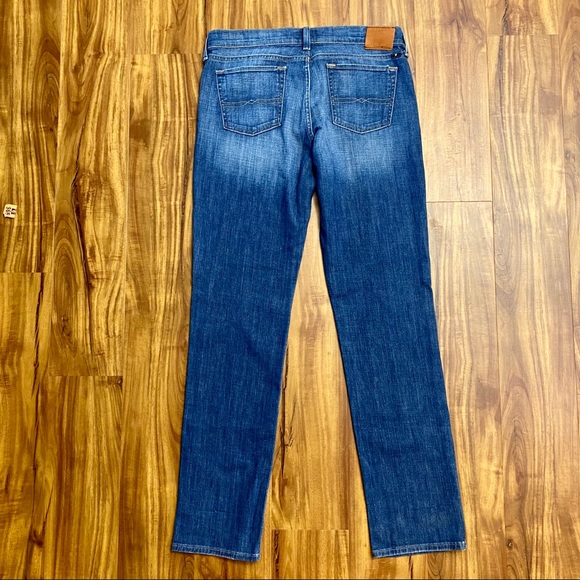 LUCKY BRAND SWEET STRAIGHT MID-RISE Size 10 - Picture 2 of 16